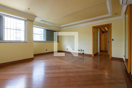 Apartamento à venda com 496m², 5 quartos e 7 vagas Apartamento à venda com 496m², 5 quartos e 7 vagasSuíte 1