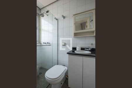 Apartamento à venda com 496m², 5 quartos e 7 vagas Apartamento à venda com 496m², 5 quartos e 7 vagasÁrea de Serviço - Banheiro