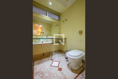 Apartamento à venda com 496m², 5 quartos e 7 vagas Apartamento à venda com 496m², 5 quartos e 7 vagasLavabo 1