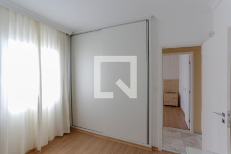Quarto 1 de apartamento para alugar com 2 quartos, 60m² em Carmo, Belo Horizonte