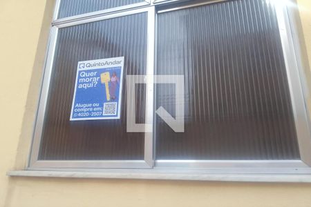 Apartamento para alugar com 60m², 3 quartos e 1 vagaPlaca quinto andar