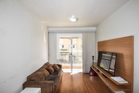 Sala de tv de apartamento à venda com 2 quartos, 56m² em Jardim Maria Rosa, Taboão da Serra