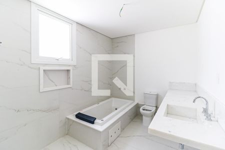 Casa de condomínio à venda com 770m², 4 quartos e 5 vagasBanheiro 2 Suíte 4