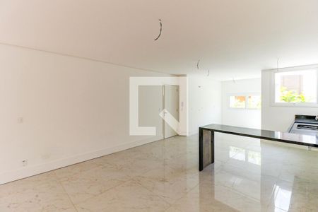 Casa de condomínio à venda com 770m², 4 quartos e 5 vagasCozinha
