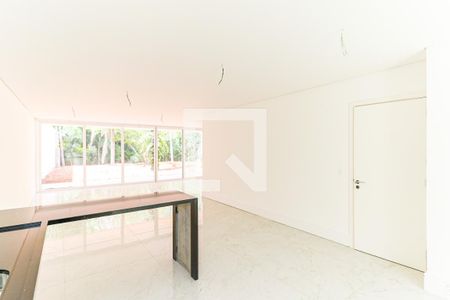 Casa de condomínio à venda com 770m², 4 quartos e 5 vagasCozinha