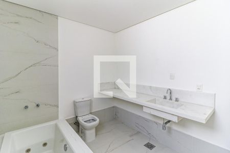 Casa de condomínio à venda com 770m², 4 quartos e 5 vagasBanheiro 2 Suíte 4