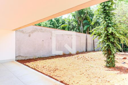 Jardim de casa de condomínio à venda com 4 quartos, 770m² em Granja Julieta, São Paulo