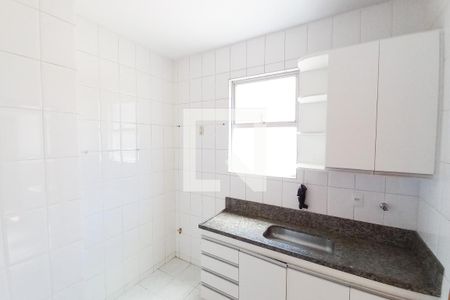 Apartamento para alugar com 60m², 2 quartos e 2 vagasCozinha 