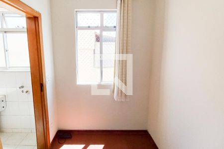 Apartamento para alugar com 60m², 2 quartos e 2 vagasQuarto de Serviço