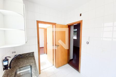Apartamento para alugar com 60m², 2 quartos e 2 vagasCozinha
