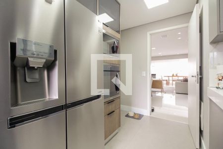 Apartamento à venda com 127m², 3 quartos e 3 vagas Apartamento à venda com 127m², 3 quartos e 3 vagasCozinha