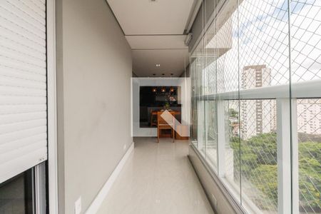 Apartamento à venda com 127m², 3 quartos e 3 vagas Apartamento à venda com 127m², 3 quartos e 3 vagasVaranda Gourmet
