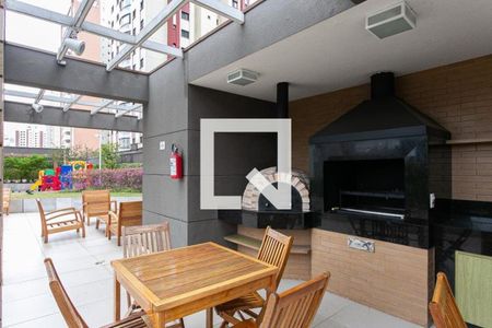 Apartamento à venda com 127m², 3 quartos e 3 vagas Apartamento à venda com 127m², 3 quartos e 3 vagasChurrasqueira