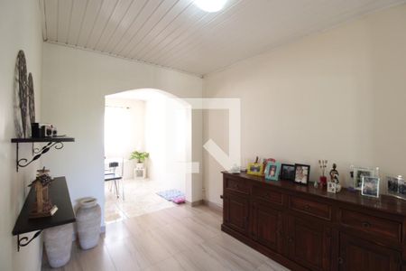 Sala de casa à venda com 2 quartos, 85m² em Harmonia, Canoas