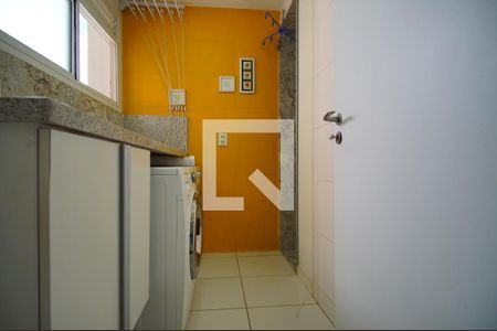 Apartamento à venda com 129m², 3 quartos e 2 vagasArea de serviço 