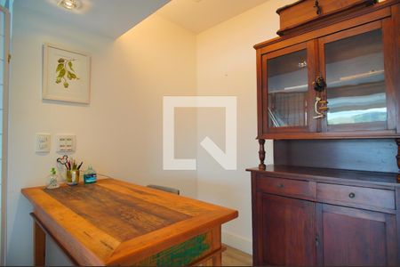 Apartamento à venda com 129m², 3 quartos e 2 vagasEscritório