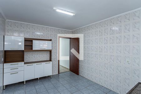 Casa para alugar com 200m², 2 quartos e 2 vagasCozinha