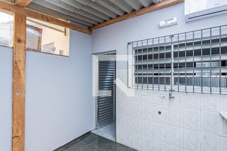 Casa para alugar com 200m², 2 quartos e 2 vagasÁrea de serviço e churrasqueira