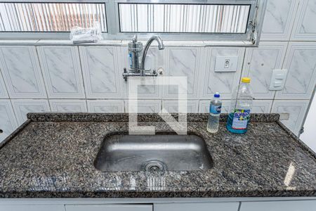 Casa para alugar com 200m², 2 quartos e 2 vagasCozinha