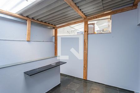 Casa para alugar com 200m², 2 quartos e 2 vagasÁrea de serviço e churrasqueira