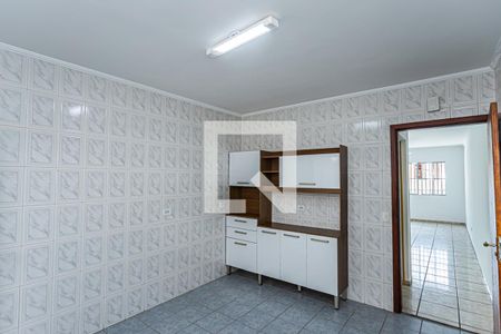 Casa para alugar com 200m², 2 quartos e 2 vagasCozinha