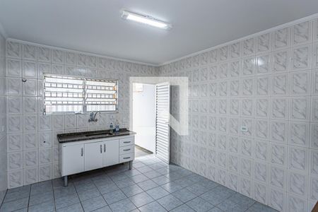 Casa para alugar com 200m², 2 quartos e 2 vagasCozinha