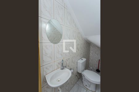 Casa para alugar com 200m², 2 quartos e 2 vagasLavabo