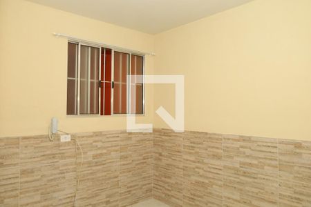 Quarto de casa para alugar com 1 quarto, 32m² em Jardim Itapemirim, São Paulo