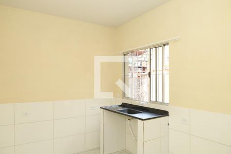 Sala/Cozinha de casa para alugar com 1 quarto, 32m² em Jardim Itapemirim, São Paulo