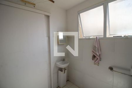 Banheiro de apartamento para alugar com 1 quarto, 40m² em Mato Grande, Canoas