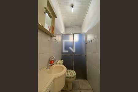 Casa à venda com 140m², 3 quartos e 2 vagasBanheiro