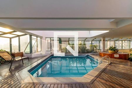 Apartamento à venda com 40m², 1 quarto e 1 vaga Apartamento à venda com 40m², 1 quarto e 1 vagaÁrea comum - Piscina