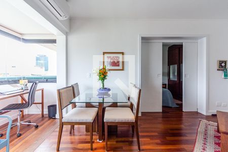 Sala de apartamento à venda com 1 quarto, 40m² em Itaim Bibi, São Paulo