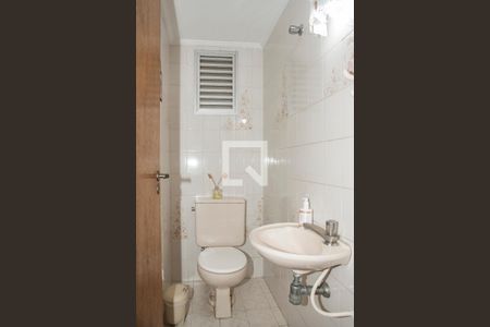 Apartamento à venda com 117m², 3 quartos e 2 vagas Apartamento à venda com 117m², 3 quartos e 2 vagasLavabo