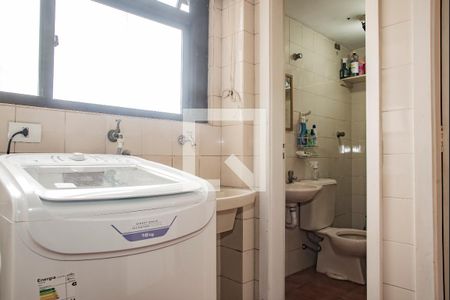 Apartamento à venda com 117m², 3 quartos e 2 vagas Apartamento à venda com 117m², 3 quartos e 2 vagasÁrea de Serviço