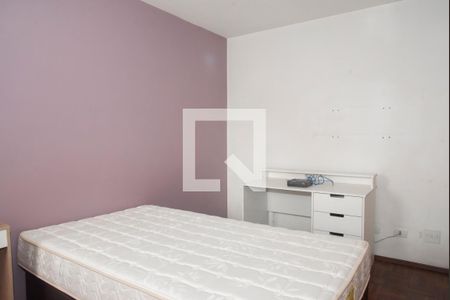 Apartamento à venda com 117m², 3 quartos e 2 vagas Apartamento à venda com 117m², 3 quartos e 2 vagasSuíte