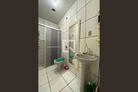 Casa à venda com 300m², 4 quartos e sem vagaBanheiro