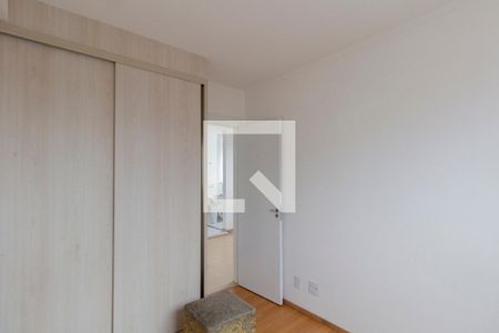Quarto 1 de apartamento para alugar com 2 quartos, 38m² em Vila Nhocune, São Paulo