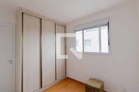 Quarto 2 de apartamento para alugar com 2 quartos, 38m² em Vila Nhocune, São Paulo