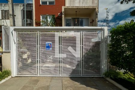 Casa de condomínio à venda com 200m², 2 quartos e 4 vagasFachada