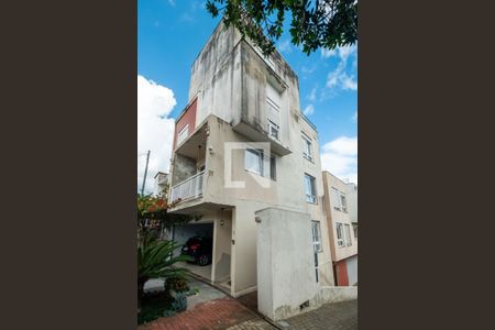 Casa de condomínio à venda com 200m², 2 quartos e 4 vagasFachada