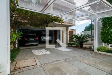 Casa de condomínio à venda com 200m², 2 quartos e 4 vagasGaragem