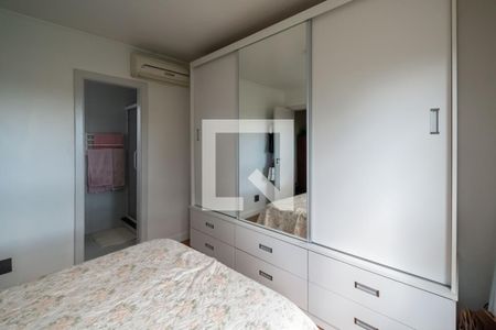 Casa de condomínio à venda com 200m², 2 quartos e 4 vagasSuíte 1