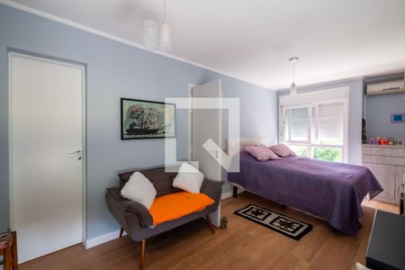 Casa de condomínio à venda com 200m², 2 quartos e 4 vagasSuíte 2