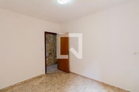 Quarto 1 de casa para alugar com 3 quartos, 110m² em Vila Constança, São Paulo