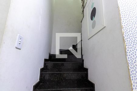 Escada de casa à venda com 3 quartos, 120m² em Artur Alvim, São Paulo