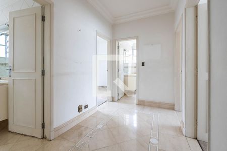Apartamento para alugar com 157m², 3 quartos e 1 vagaCorredor