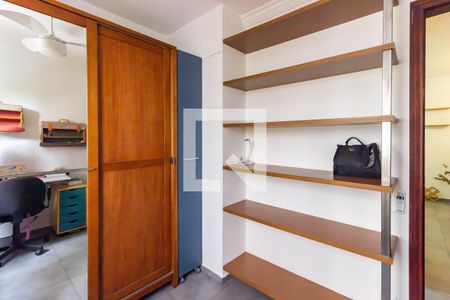 Apartamento à venda com 57m², 2 quartos e 1 vagaQuarto 2