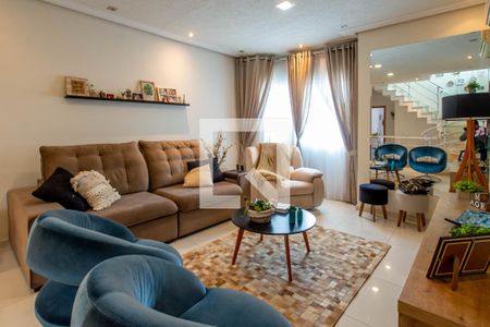 Casa à venda com 180m², 3 quartos e 4 vagas Casa à venda com 180m², 3 quartos e 4 vagasSala