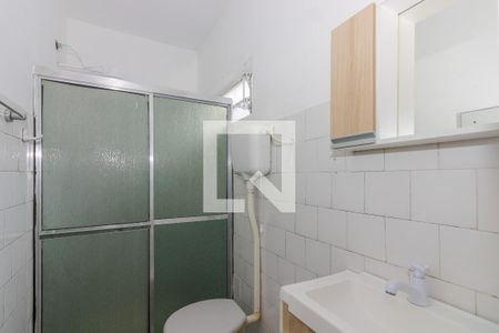 Banheiro de apartamento à venda com 1 quarto, 30m² em Sarandi, Porto Alegre